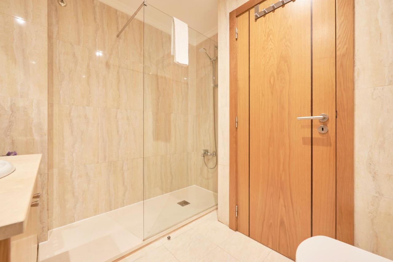 Apartment With Private Terrace & Car Garage Lissabon Exterior foto